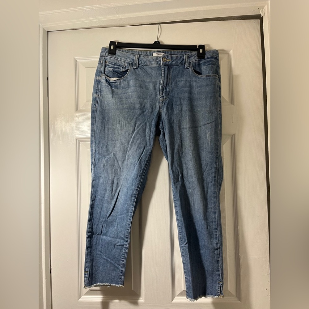 Kensie Light Blue Straight Leg Jeans‎